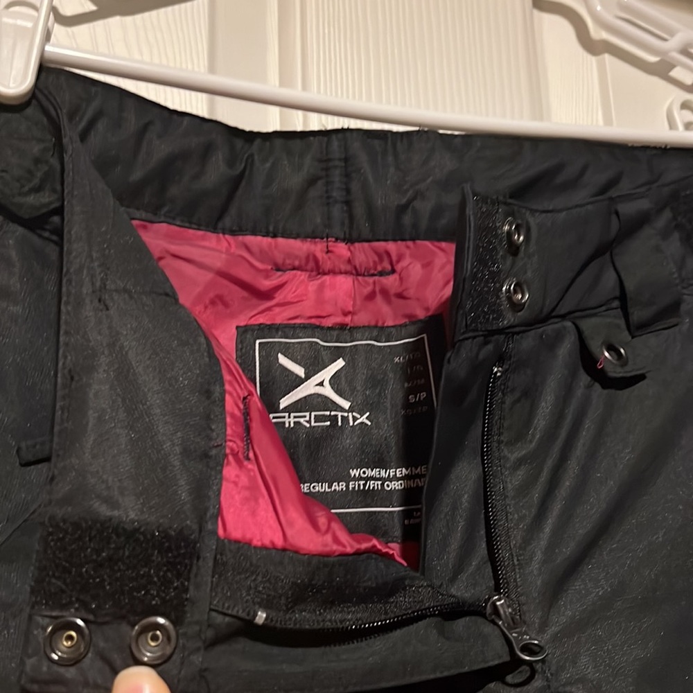 Snow pants - Picture 8 of 8